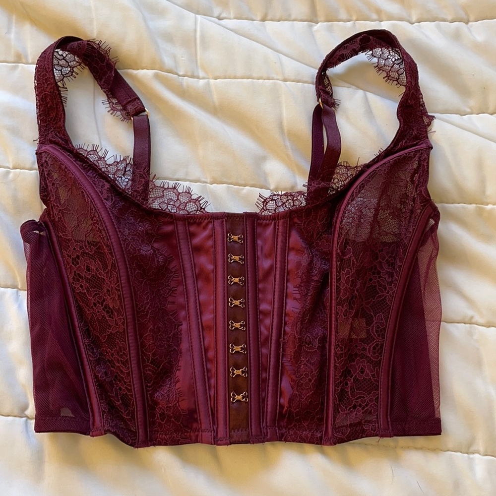 Victoria’s Secret Dream Angels Unlined Lace-up Bra Top